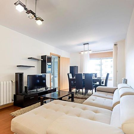 2Br Flat By Metro W/ Free Parking By Lovelystay Vila Nova de Gaia Buitenkant foto