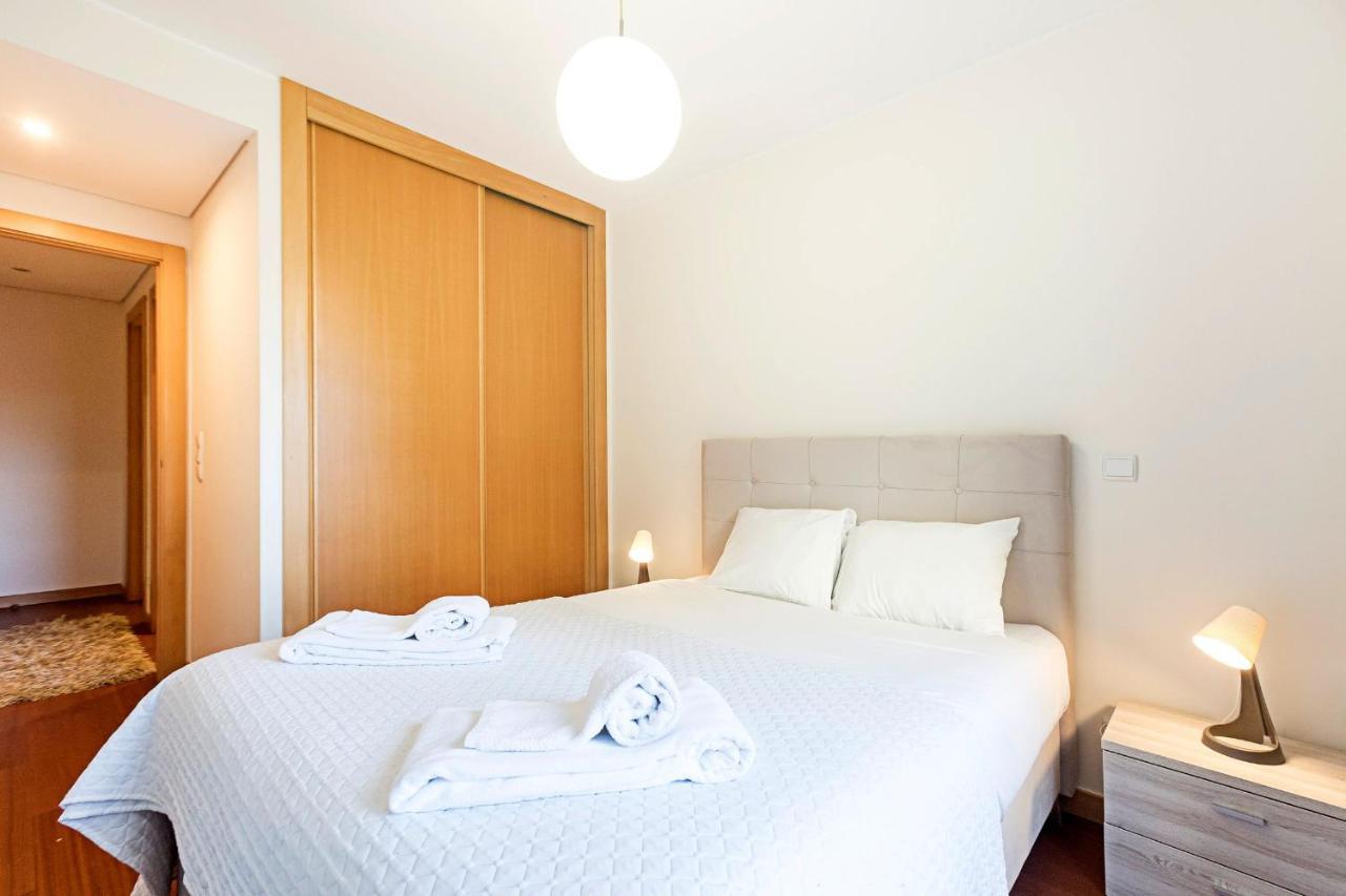 2Br Flat By Metro W/ Free Parking By Lovelystay Vila Nova de Gaia Buitenkant foto