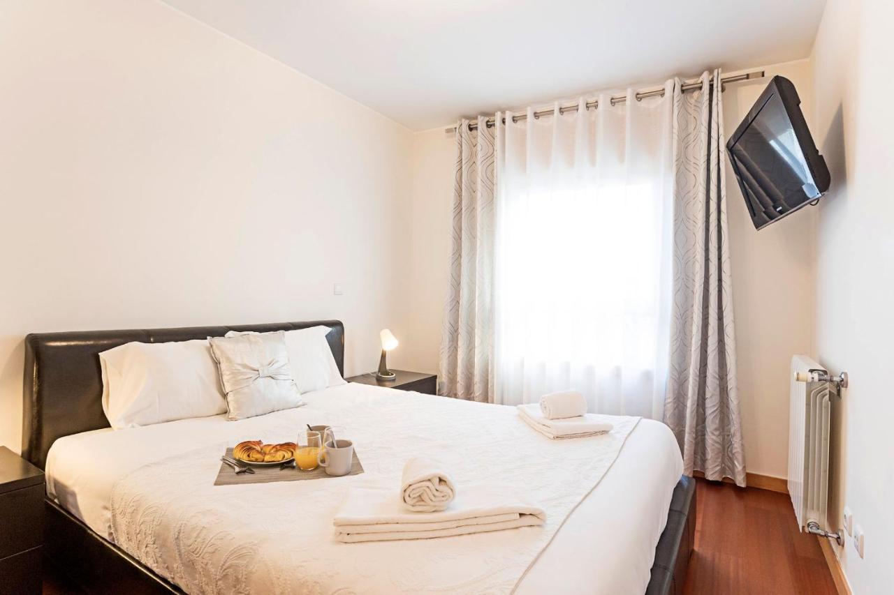 2Br Flat By Metro W/ Free Parking By Lovelystay Vila Nova de Gaia Buitenkant foto