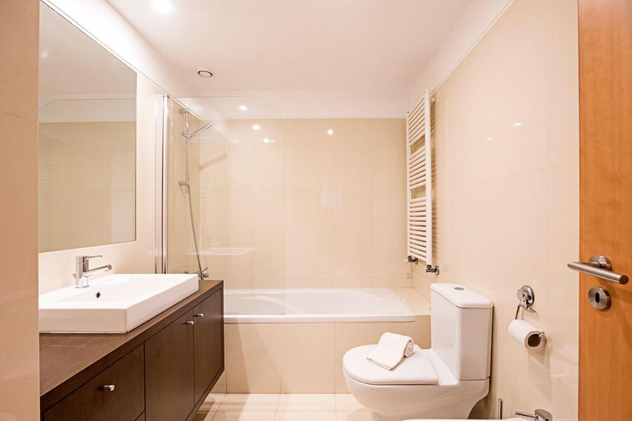 2Br Flat By Metro W/ Free Parking By Lovelystay Vila Nova de Gaia Buitenkant foto